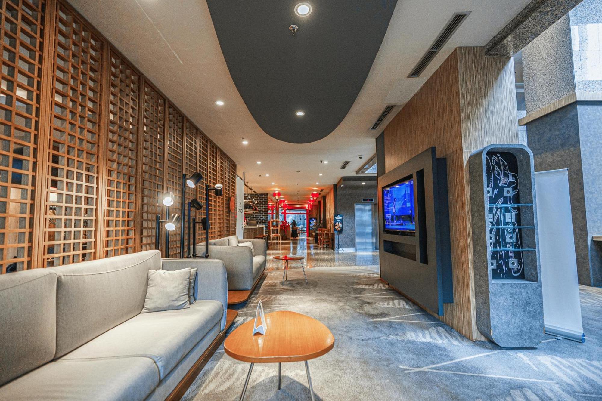 Hotel Kimaya Slipi Jakarta By Harris Exterior foto